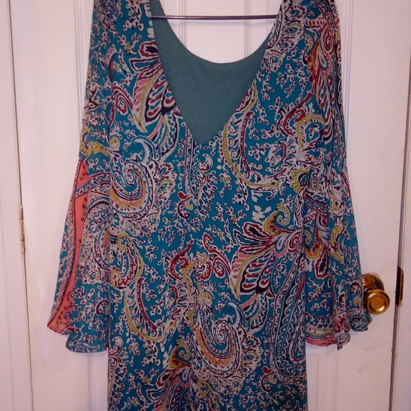 Turquoise blue paisley bell sleeve shift dress - Picture 2 of 8